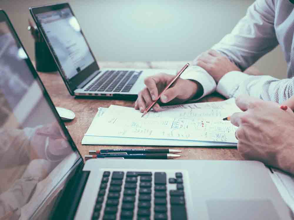 IAB Arbeitsmarktbarometer: Steigende Beschäftigung und steigende Arbeitslosigkeit erwartet, Institut für Arbeitsmarktforschung und Berufsforschung der Bundesagentur für Arbeit (IAB) IAB Arbeitsmarktbarometer: Steigende Beschäftigung und steigende Arbeitslosigkeit erwartet, Institut für Arbeitsmarktforschung und Berufsforschung der Bundesagentur für Arbeit (IAB)