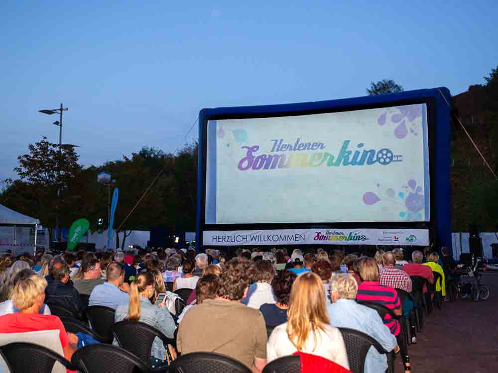Sommerkino 2023 Erlös für den guten Zweck, AGR und Hertener Stadtwerke spenden Gelder an 3 gemeinnützige Einrichtungen Sommerkino 2023 Erlös für den guten Zweck, AGR und Hertener Stadtwerke spenden Gelder an 3 gemeinnützige Einrichtungen