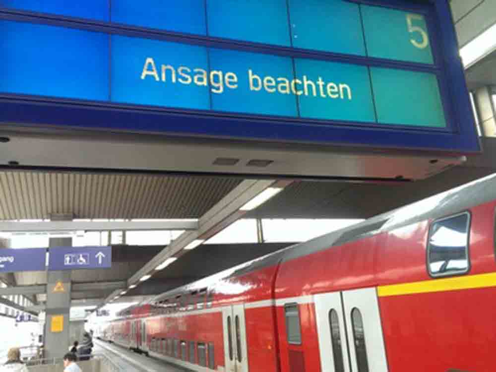 Verbraucherzentrale NRW, mit dem Taxi zum Urlaubsflieger? Wenn die Bahn Verspätung hat, greift oft die Mobilitätsgarantie NRW Verbraucherzentrale NRW, mit dem Taxi zum Urlaubsflieger? Wenn die Bahn Verspätung hat, greift oft die Mobilitätsgarantie NRW