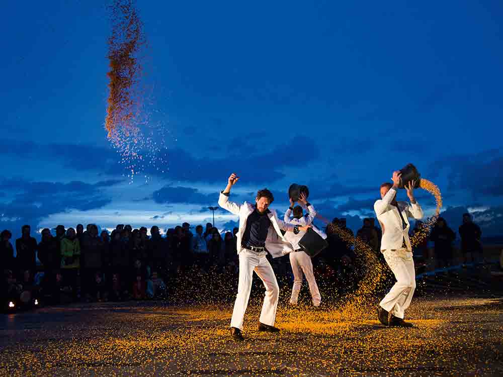 Le G. Bistaki beim Bielefelder Sommertheater am 12. August 2023 auf dem Klosterplatz Bielefeld Le G. Bistaki beim Bielefelder Sommertheater am 12. August 2023 auf dem Klosterplatz Bielefeld