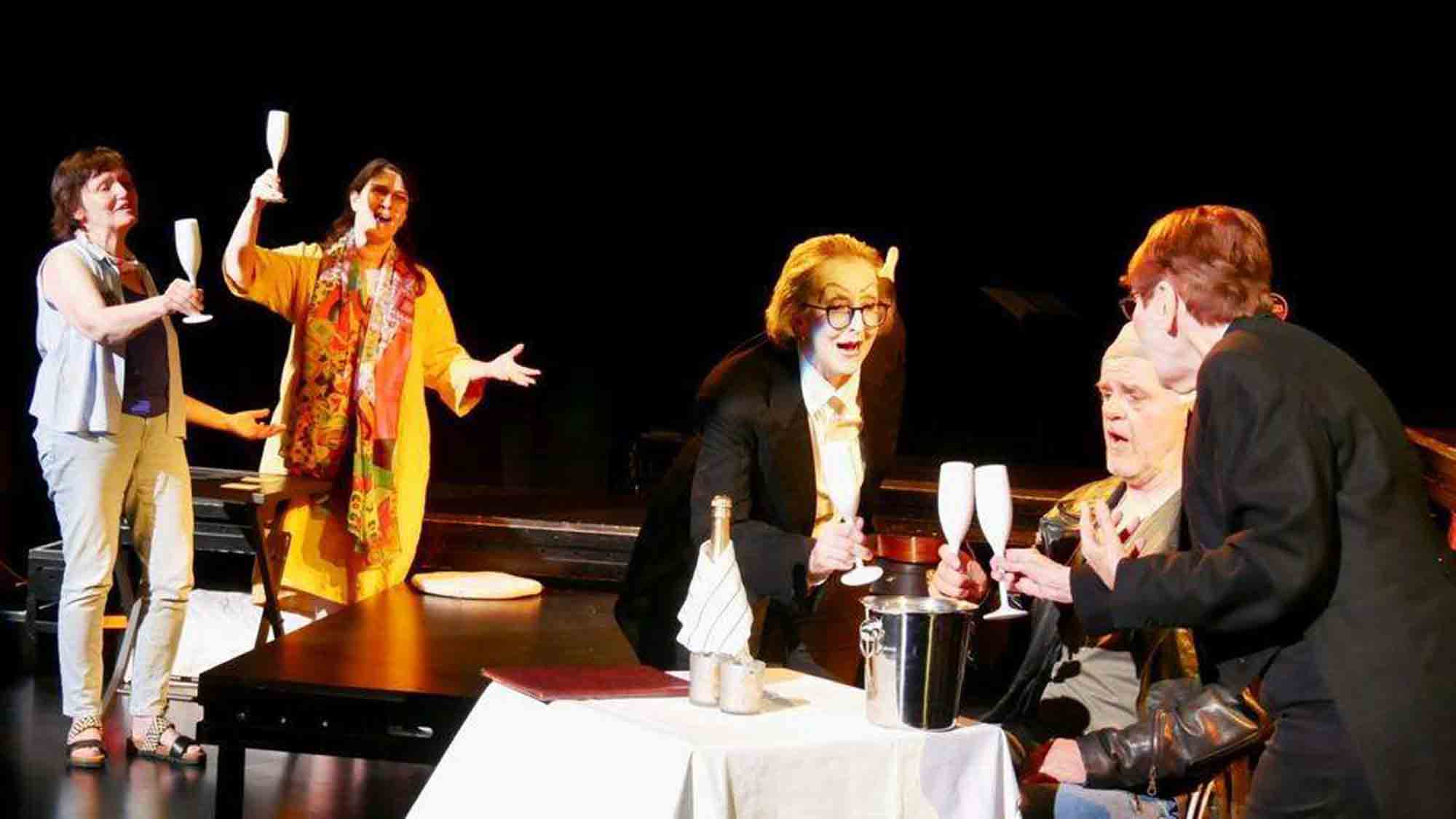 Lust auf Theaterspielen? Die Bürgerbühne Gütersloh sucht wieder Schauspieler, Infotag am 28. August 2023 Lust auf Theaterspielen? Die Bürgerbühne Gütersloh sucht wieder Schauspieler, Infotag am 28. August 2023
