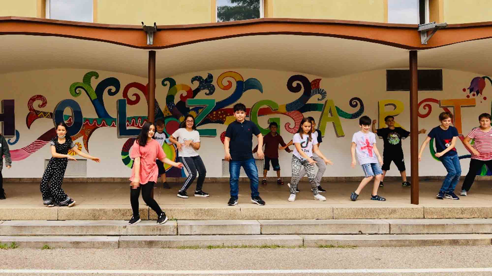 Gütersloh: Liz Mohn Kultur und Musikstiftung vergibt 120.000 Euro für Musik und Kunstprojekte mit jungen Menschen Gütersloh: Liz Mohn Kultur und Musikstiftung vergibt 120.000 Euro für Musik und Kunstprojekte mit jungen Menschen