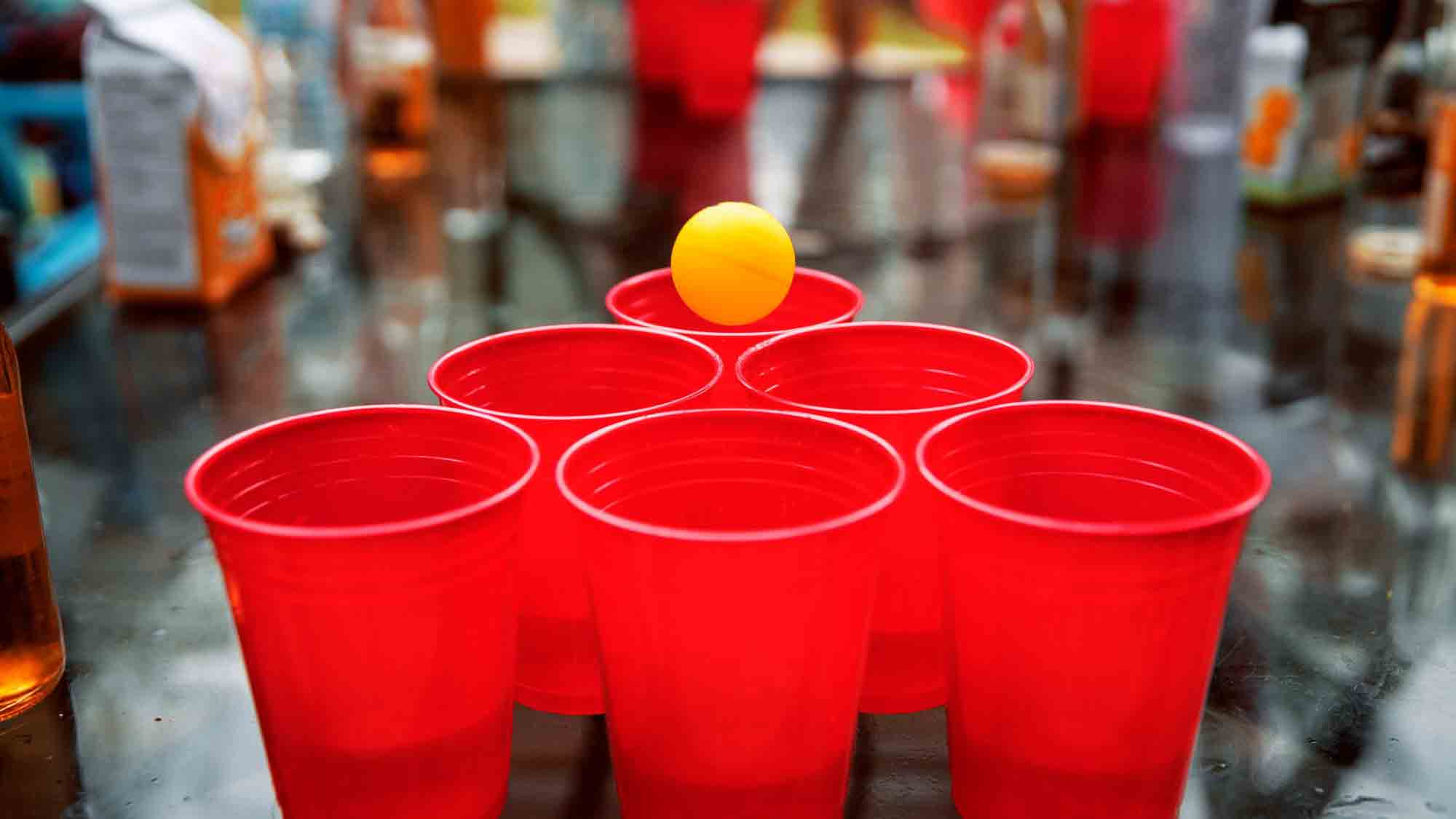 Beer Pong – der Fanspaß für jede American Football Party Beer Pong – der Fanspaß für jede American Football Party