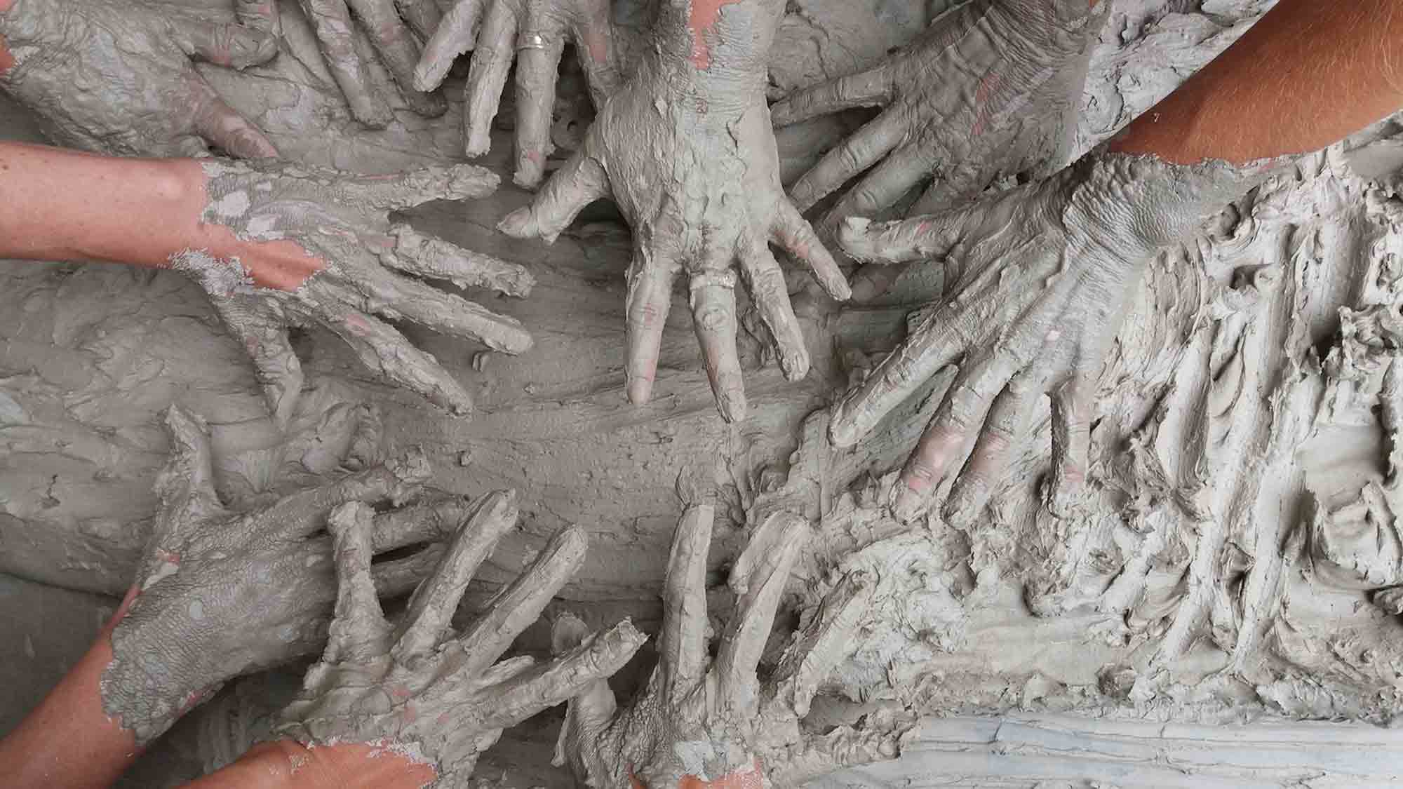 Wissenschaftliche Schulmedizin trifft uraltes Naturheilwissen, »Lehmpastor« Emanuel Felkes, Boll Ants Spa im Park Wissenschaftliche Schulmedizin trifft uraltes Naturheilwissen, »Lehmpastor« Emanuel Felkes, Boll Ants Spa im Park