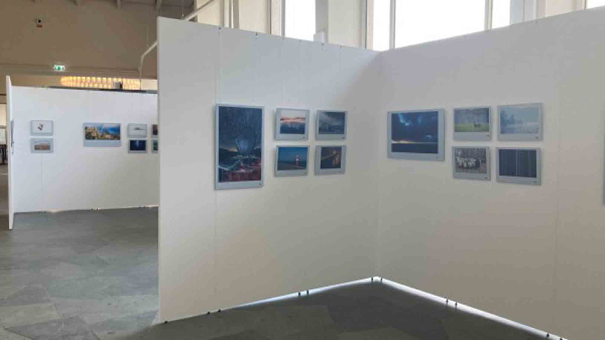 Fotoausstellung &raquo;Sieger und Nominierte&laquo; des E 1 und R 1 Photo Award in Bad Salzuflen, bis Dezember 2023