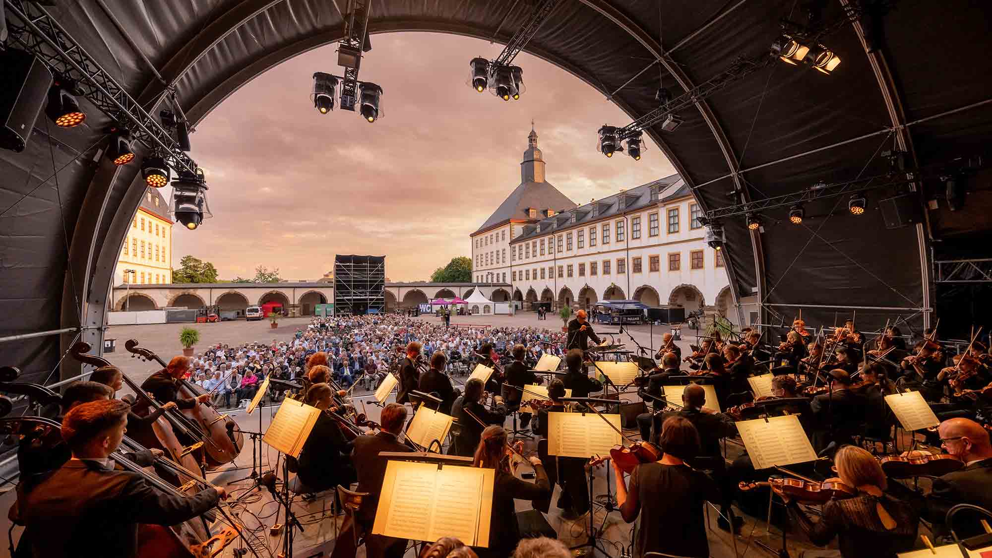 Finale für MDR Musiksommer in Lutherstadt Wittenberg – Festival begeistert mit hochkarätigen Künstlern an attraktiven Spielorten Finale für MDR Musiksommer in Lutherstadt Wittenberg – Festival begeistert mit hochkarätigen Künstlern an attraktiven Spielorten