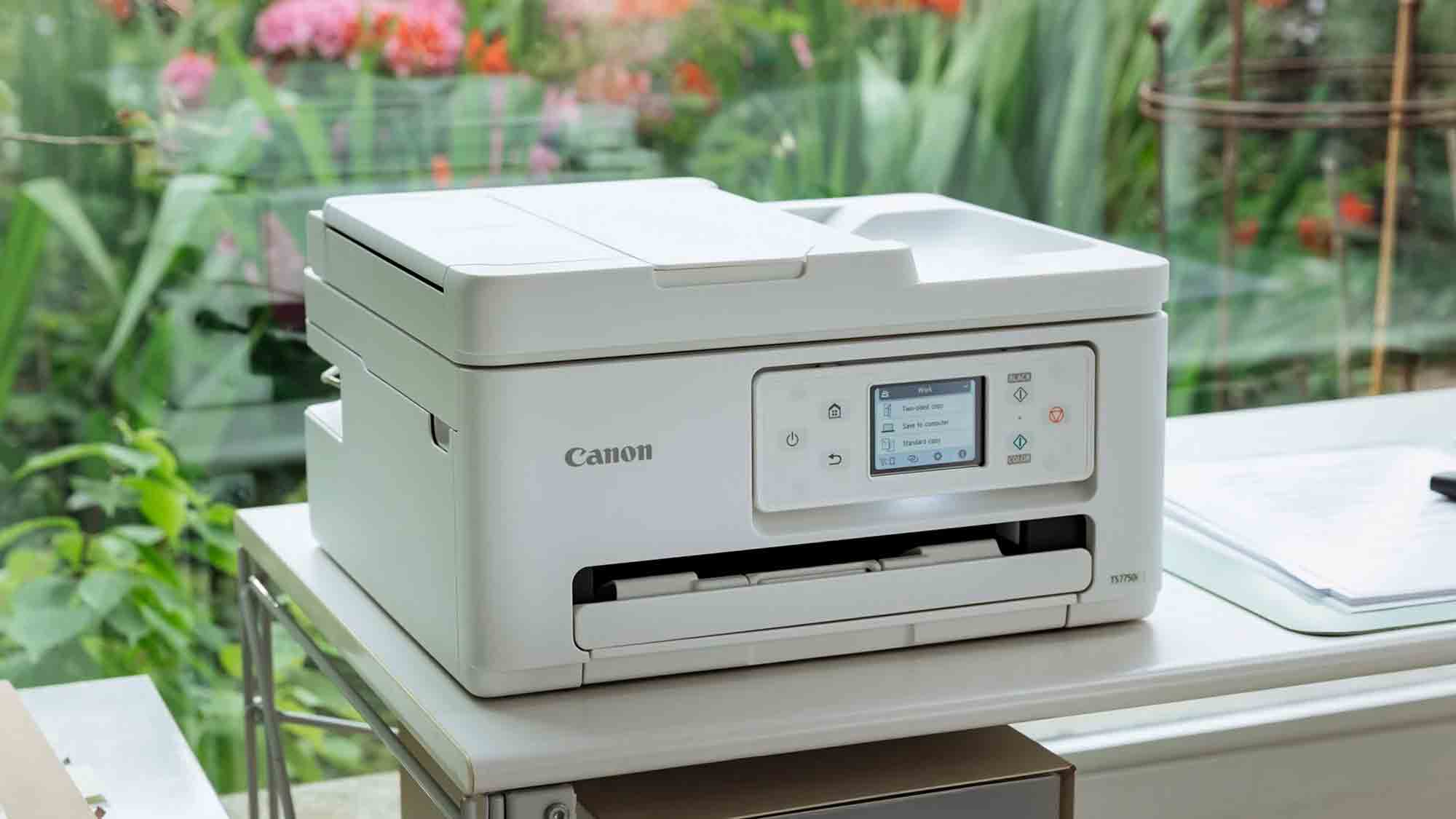 Canon erweitert seine Pixma Produktreihe mit 2 intelligenten und hochwertigen 3 in 1 Multifunktionssystemen für zu Hause Canon erweitert seine Pixma Produktreihe mit 2 intelligenten und hochwertigen 3 in 1 Multifunktionssystemen für zu Hause