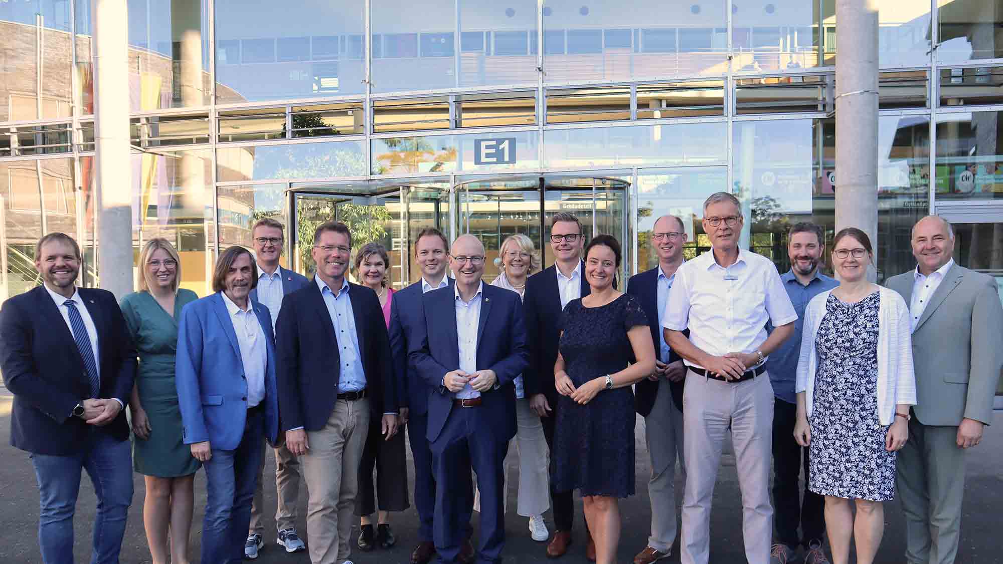 Kreis Gütersloh: Experten unter sich, Bürgermeisterkonferenz zur Digitalisierung in den kommunalen Verwaltungen Kreis Gütersloh: Experten unter sich, Bürgermeisterkonferenz zur Digitalisierung in den kommunalen Verwaltungen