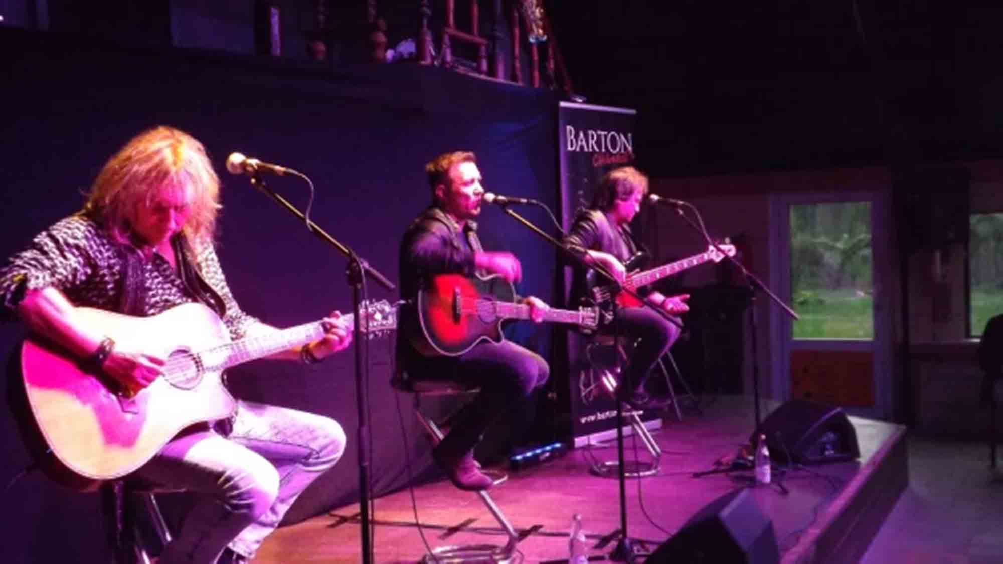 Kulturgewächshaus Birkenried, Spirit of Smokie – mit Dean Barton, dem Sohn des legendären Smokie Sängers Alan Barton Kulturgewächshaus Birkenried, Spirit of Smokie – mit Dean Barton, dem Sohn des legendären Smokie Sängers Alan Barton