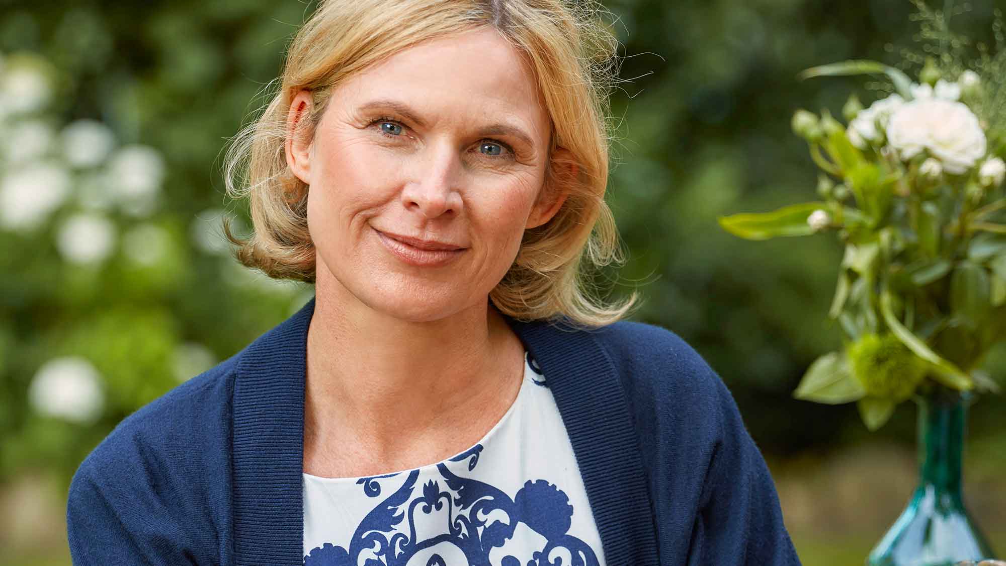 Bestseller Autorin Sophie Bonnet liest am 25. Oktober 2023 in der Stadtbibliothek Detmold aus ihrem aktuellen Krimi Bestseller Autorin Sophie Bonnet liest am 25. Oktober 2023 in der Stadtbibliothek Detmold aus ihrem aktuellen Krimi