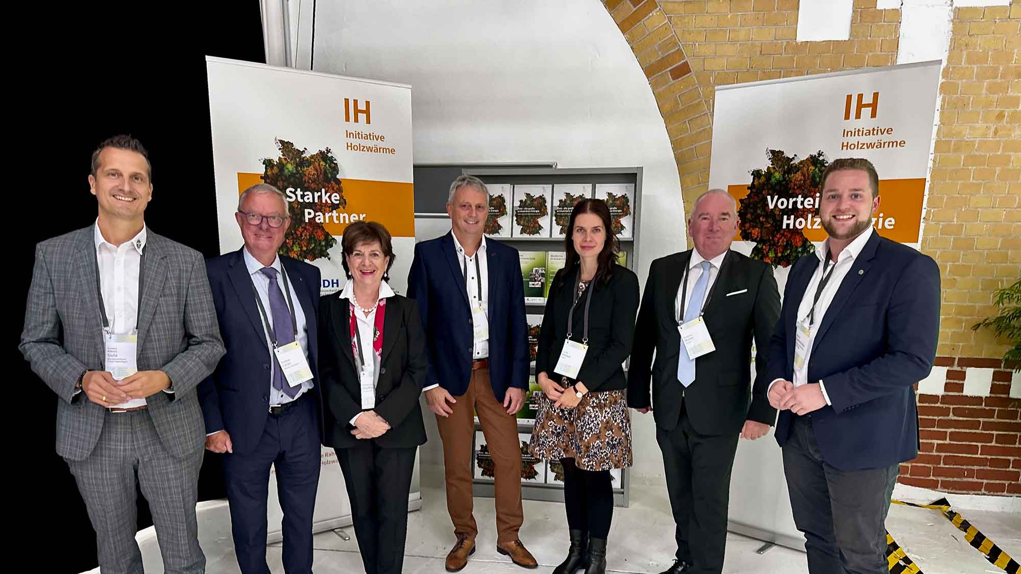 Hidden Champion der Wärmewende: Holzenergie leistet hohen Beitrag zum Klimaschutz Hidden Champion der Wärmewende: Holzenergie leistet hohen Beitrag zum Klimaschutz