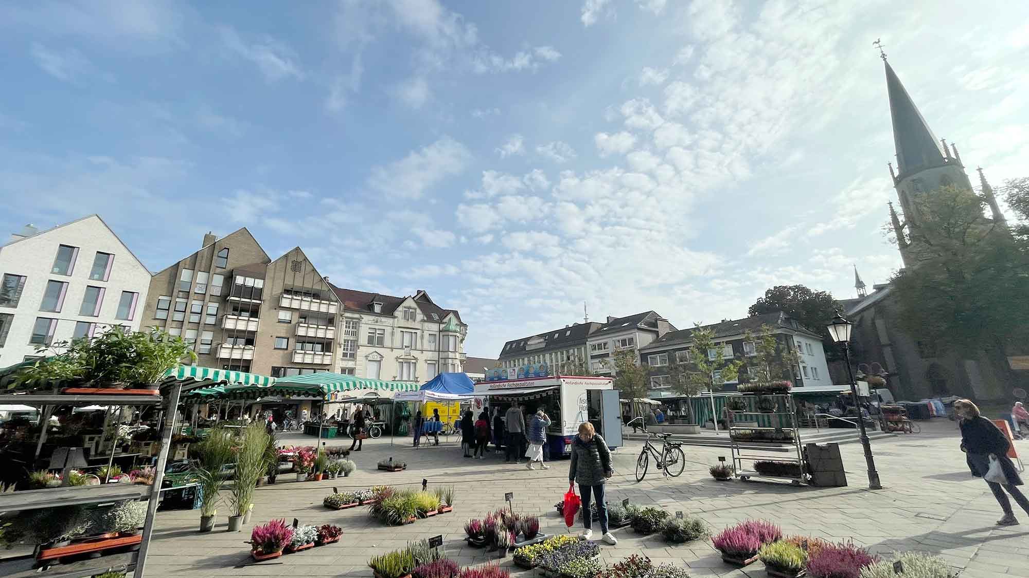 Gütersloh: »Zukunftsdialog« des Gütersloher Zentrenmanagements: Vom Anstoßprozess geht es jetzt in die Umsetzung Gütersloh: »Zukunftsdialog« des Gütersloher Zentrenmanagements: Vom Anstoßprozess geht es jetzt in die Umsetzung