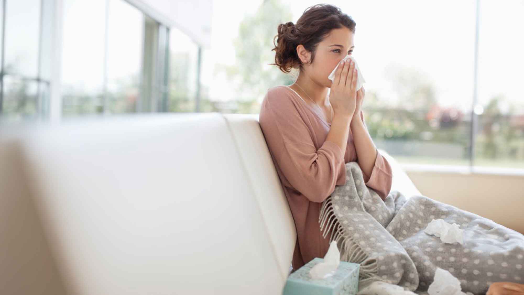 Was bei Halsschmerzen wirklich hilft – Reckitt führt Aufklärungskampagne für einen verantwortungsvollen Gebrauch von Antibiotika fort Was bei Halsschmerzen wirklich hilft – Reckitt führt Aufklärungskampagne für einen verantwortungsvollen Gebrauch von Antibiotika fort