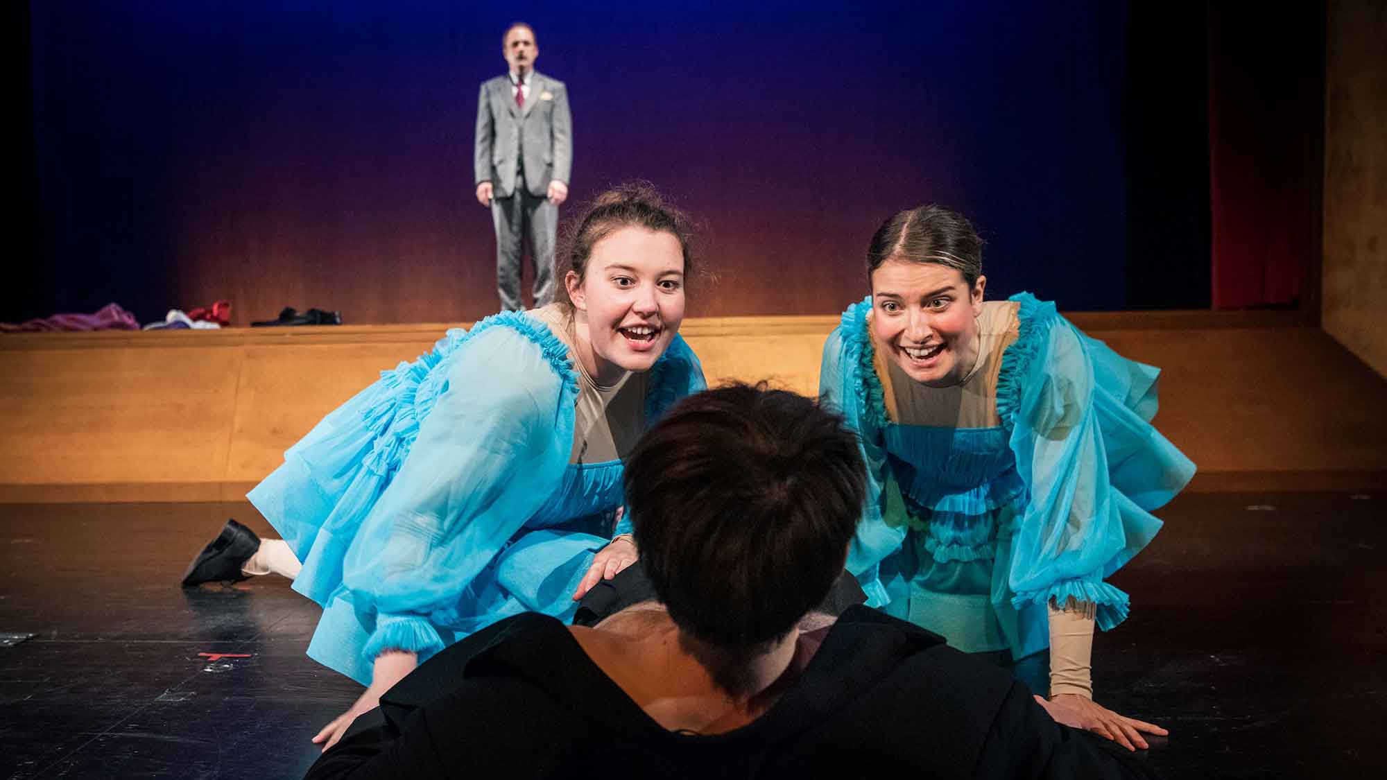 Bekenntnisse des Hochstaplers Felix Krull – Theaterstück am 17. Dezember 2023 im Kurhaus Hamm Bekenntnisse des Hochstaplers Felix Krull – Theaterstück am 17. Dezember 2023 im Kurhaus Hamm