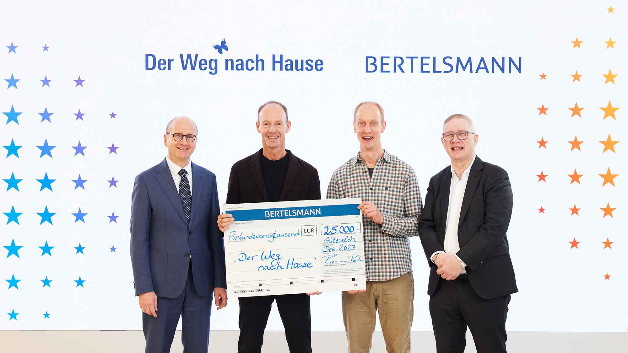 Bertelsmann spendet zu Weihnachten 2023 erneut 25.000 Euro für Initiative &raquo;Der Weg nach Hause&laquo;