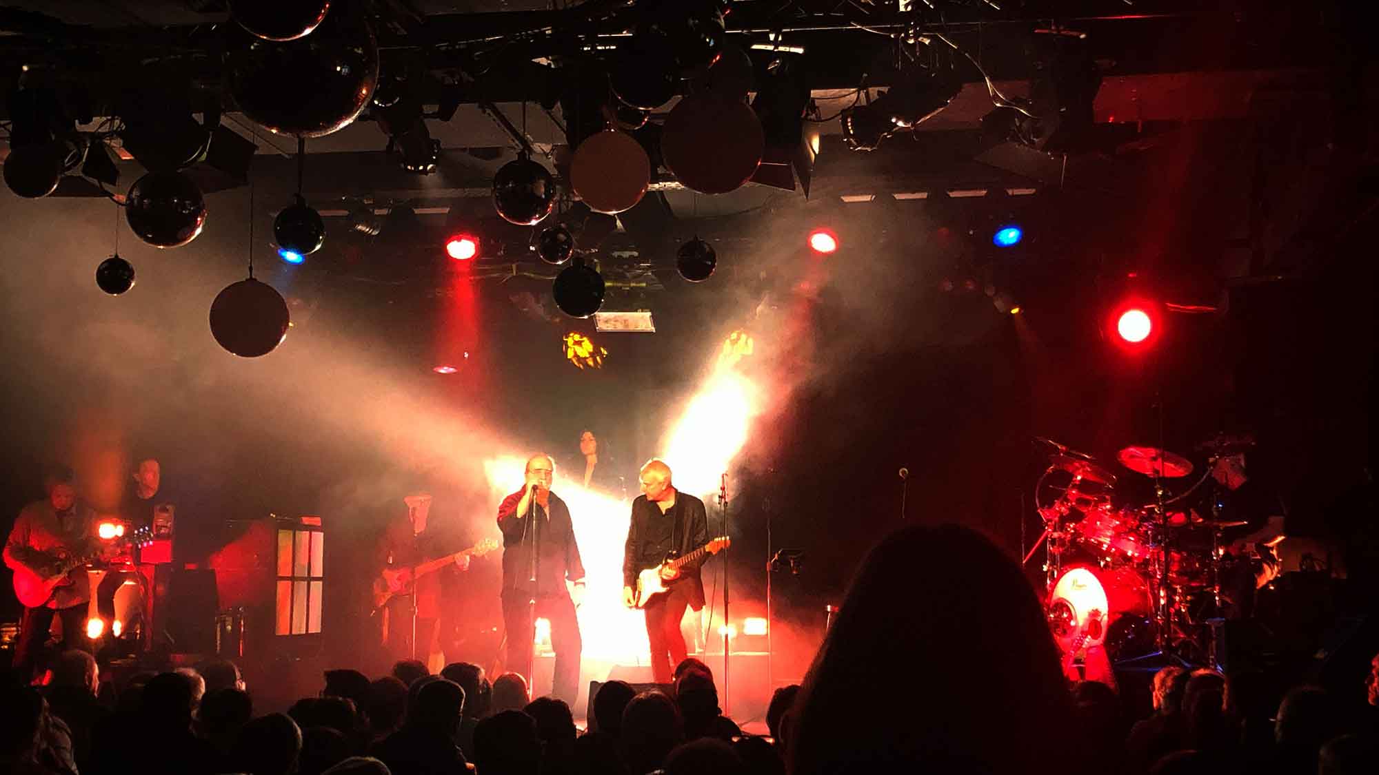 Weberei Gütersloh: Traditionskonzerte zum Jahresabschluss, Gütersloher Kultband »SmallStars«, Tickets wie immer fast ausverkauft&8232; Weberei Gütersloh: Traditionskonzerte zum Jahresabschluss, Gütersloher Kultband »SmallStars«, Tickets wie immer fast ausverkauft&8232;