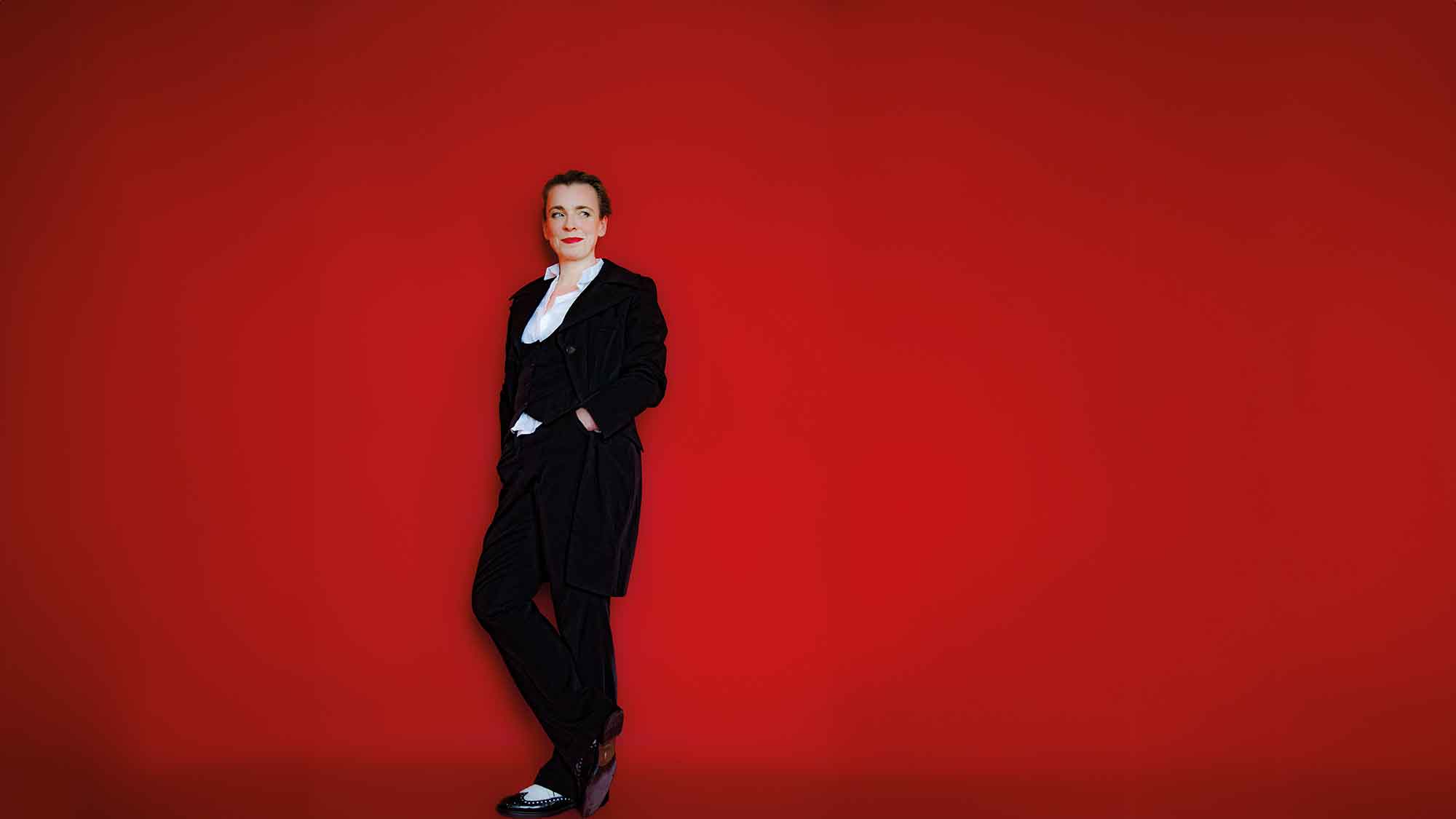 Heinz Hilpert Theater Lünen: Kabarett und Lieder – Tina Teubner (und Ben Süverkrüp) mit &raquo;Wenn du mich verlässt, komm ich mit!&laquo; am 16. Februar 2024