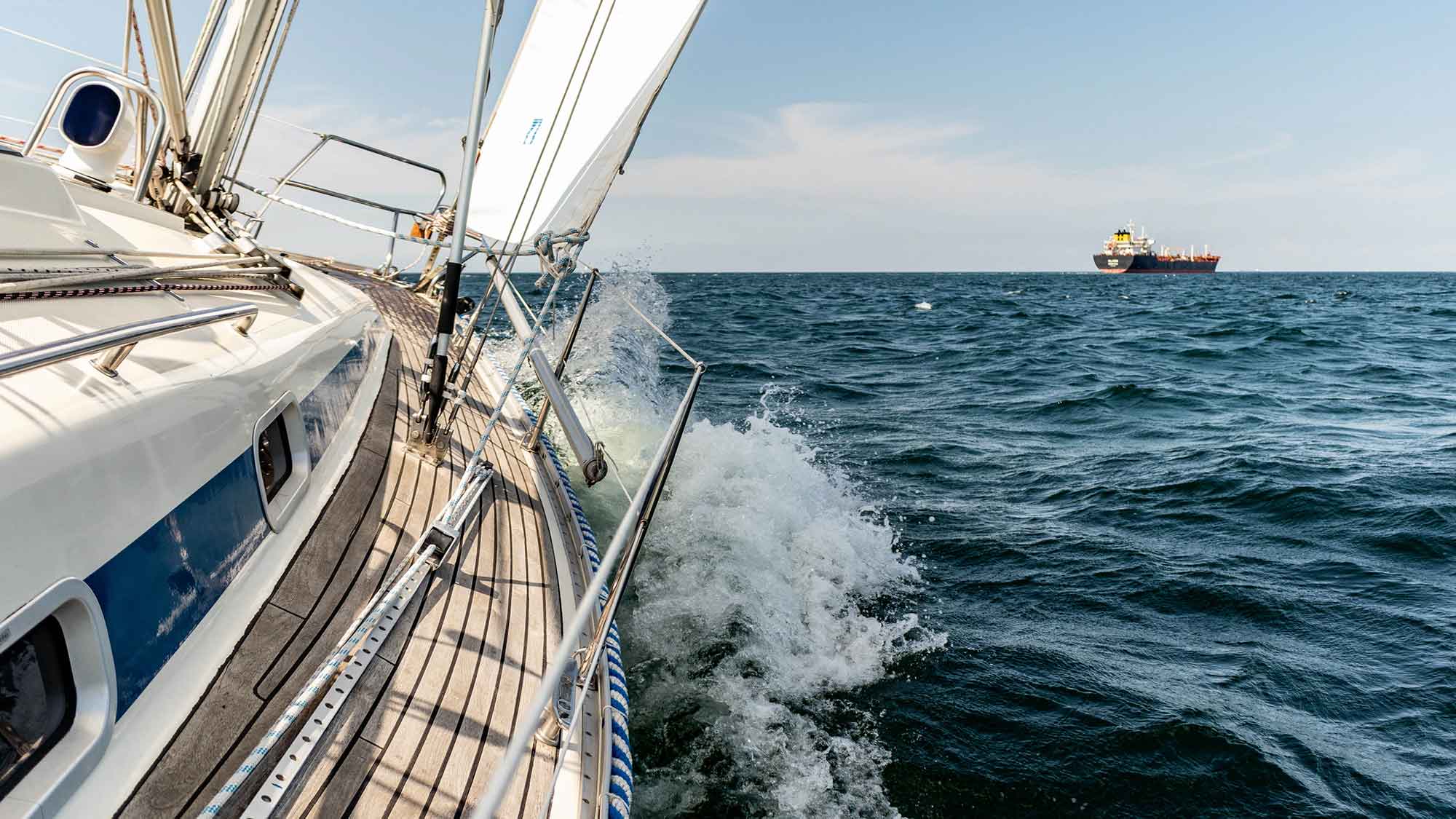 Sportbund Bielefeld: Wassersport – Sportboot und Segeln, Ausbildungskurse für Führerschein Sportbund Bielefeld: Wassersport – Sportboot und Segeln, Ausbildungskurse für Führerschein