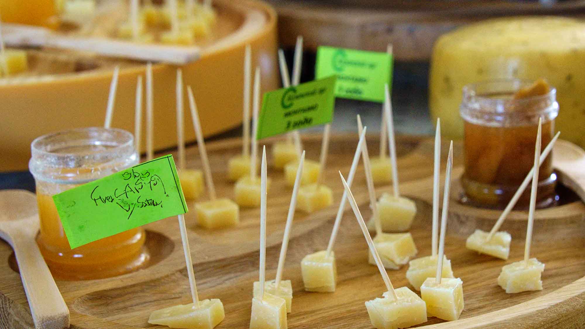Stadtbibliothek Gütersloh: Digitalisierung alter Schätzchen – &raquo;Wissenshäppchen&laquo; am 1. Februar 2024