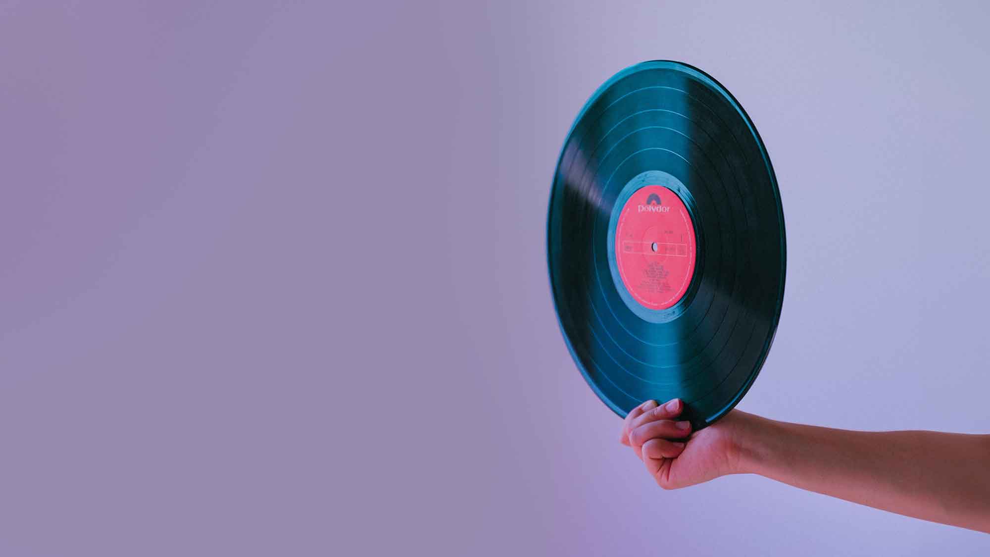 Jazzclub Gütersloh: Vinyl Club im Kulturort Wilhalm – schon 4 Plattensammlungen gespendet Jazzclub Gütersloh: Vinyl Club im Kulturort Wilhalm – schon 4 Plattensammlungen gespendet