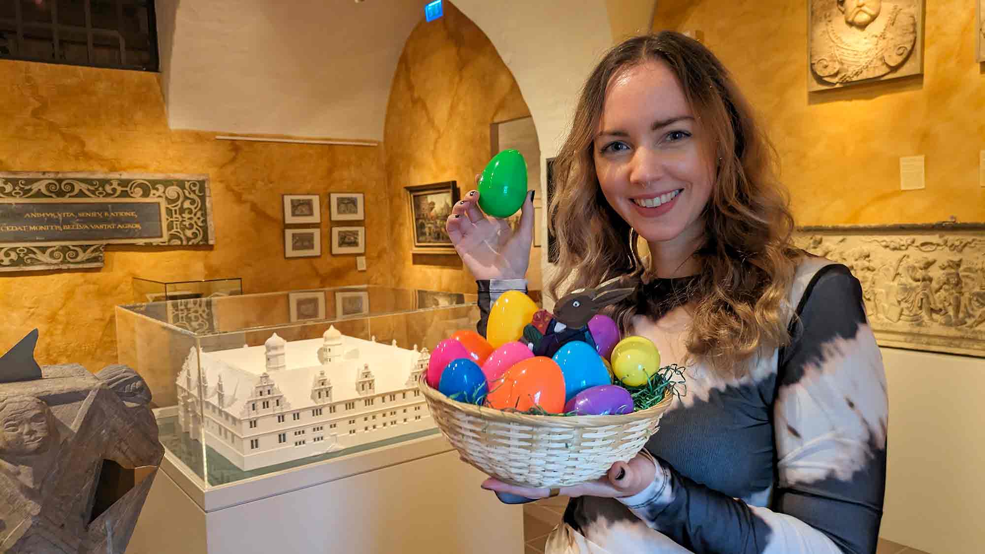 Lustige Osteraktion für die ganze Familie: köstlicher »Eiersalat« im Weserrenaissance Museum Schloss Brake, 23. März bis 7. April 2024 Lustige Osteraktion für die ganze Familie: köstlicher »Eiersalat« im Weserrenaissance Museum Schloss Brake, 23. März bis 7. April 2024