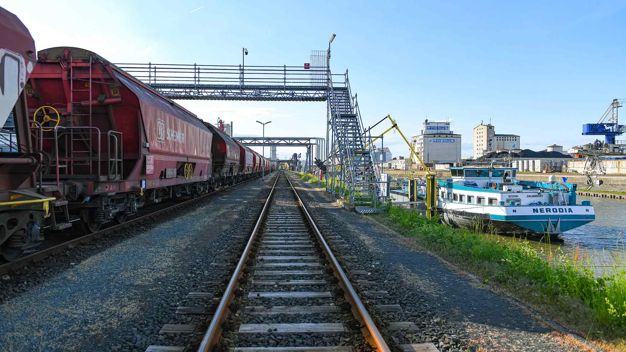 100. Geburtstag: Hanau feiert seinen Hafen, Hafenfest am 29. Juni 2024, Ausstellung beim »62. Hanauer Bürgerfest« 100. Geburtstag: Hanau feiert seinen Hafen, Hafenfest am 29. Juni 2024, Ausstellung beim »62. Hanauer Bürgerfest«