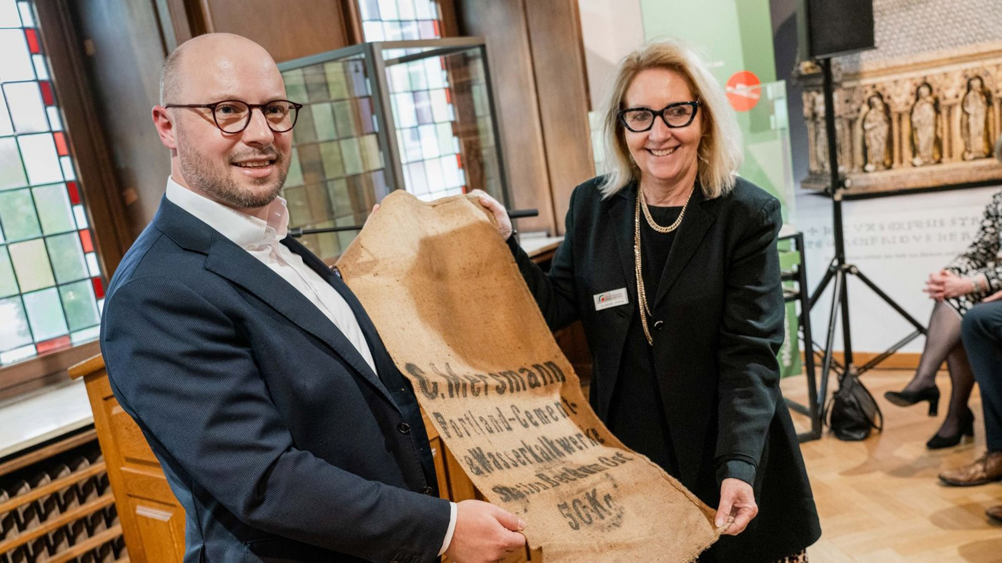 Kulturnews Gütersloh: »Sammelsamstag« des »MuseumMobil NRW«, Marktplatz Beckum, Samstag, 27. April 2024, 14 bis 17 Uhr Kulturnews Gütersloh: »Sammelsamstag« des »MuseumMobil NRW«, Marktplatz Beckum, Samstag, 27. April 2024, 14 bis 17 Uhr