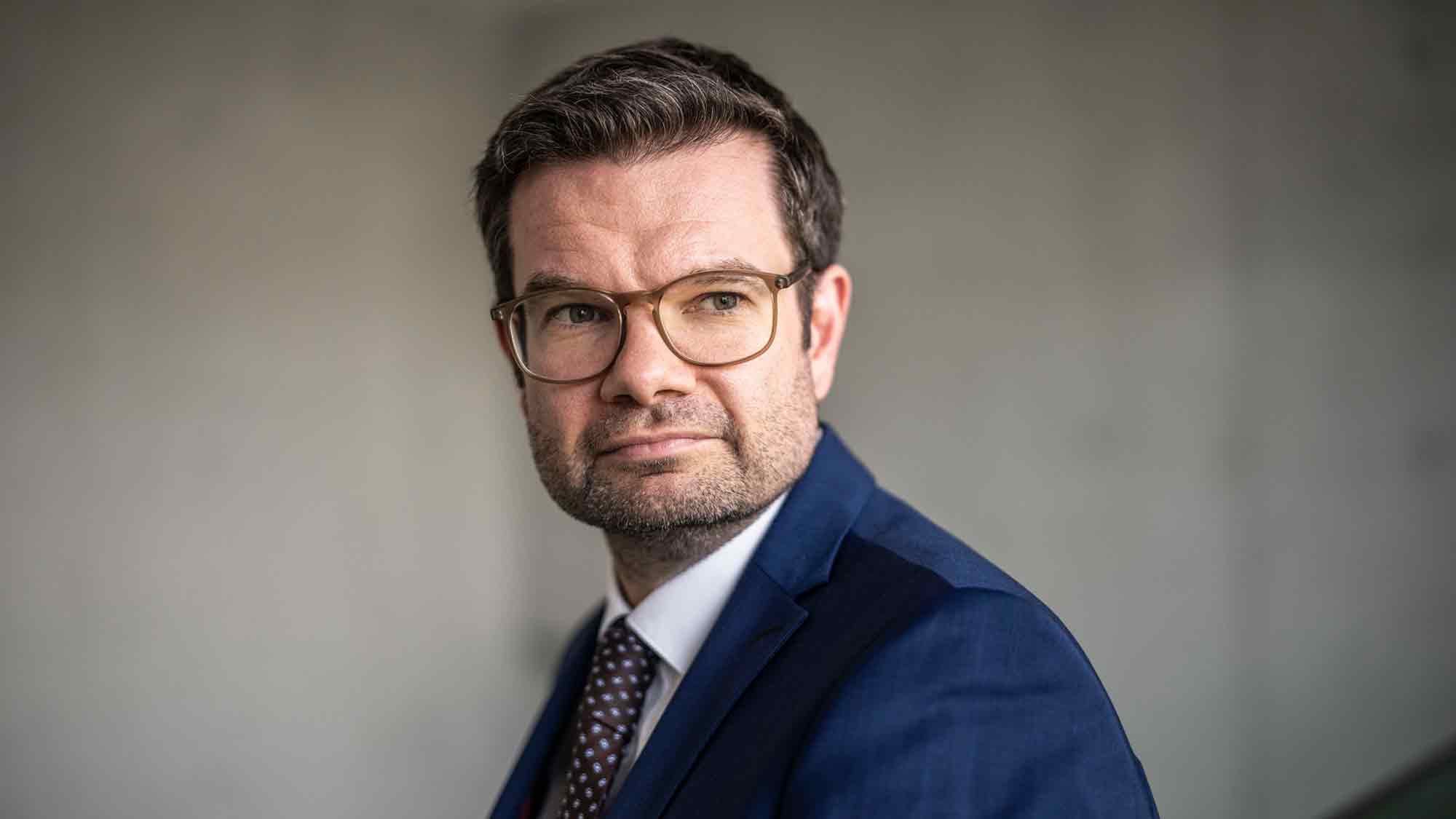 Politiknews Gütersloh: Phoenix: Bundesjustizminister Marco Buschmann (FDP) schließt »AFD« Verbot nicht kategorisch aus Politiknews Gütersloh: Phoenix: Bundesjustizminister Marco Buschmann (FDP) schließt »AFD« Verbot nicht kategorisch aus