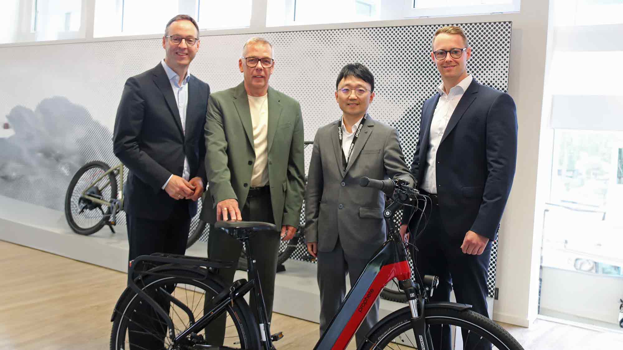 Hersteller von E Bikes und Fahrradzubehör: Unternehmerfrühstück »Viertel vor Acht« bei der Prophete In Moving GmbH Hersteller von E Bikes und Fahrradzubehör: Unternehmerfrühstück »Viertel vor Acht« bei der Prophete In Moving GmbH
