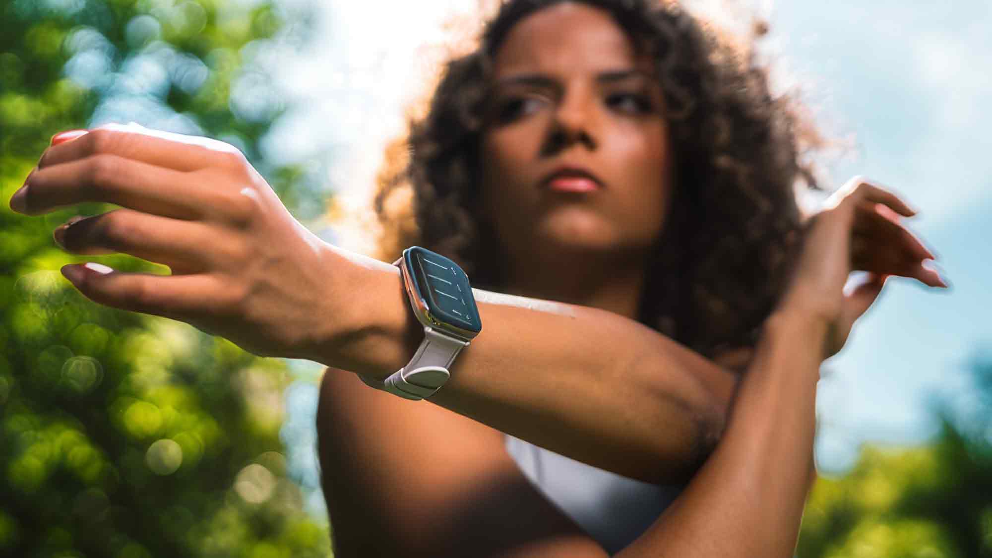 Tschüss, Rückenschmerzen! Eine einfache Funktion hilft, gesund und fit durch den Büroalltag zu kommen