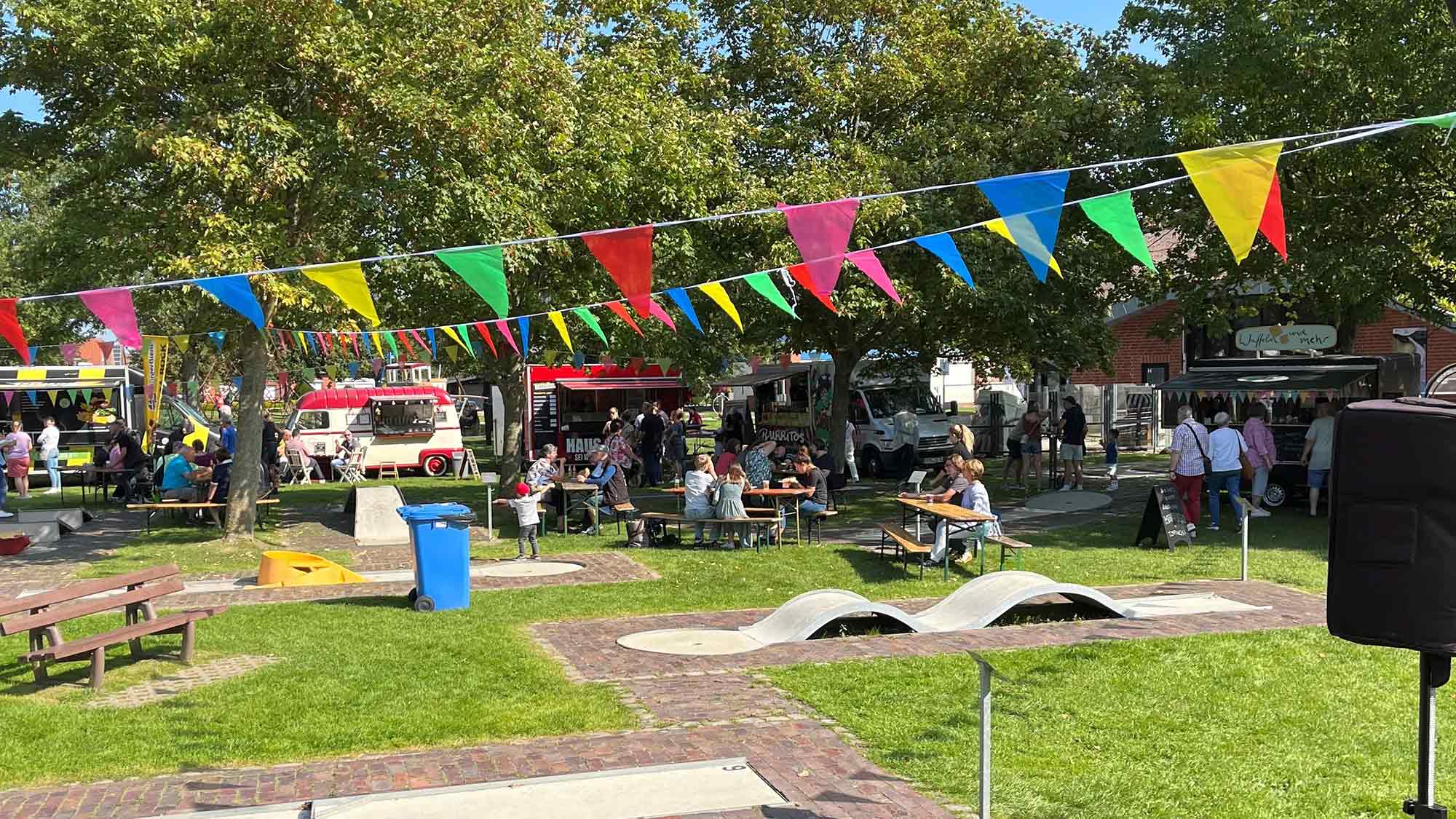 2. Street Food Festival Krummhörn in Greetsiel von Freitag, 13. September, bis Sonntag, 15. September 2024 2. Street Food Festival Krummhörn in Greetsiel von Freitag, 13. September, bis Sonntag, 15. September 2024