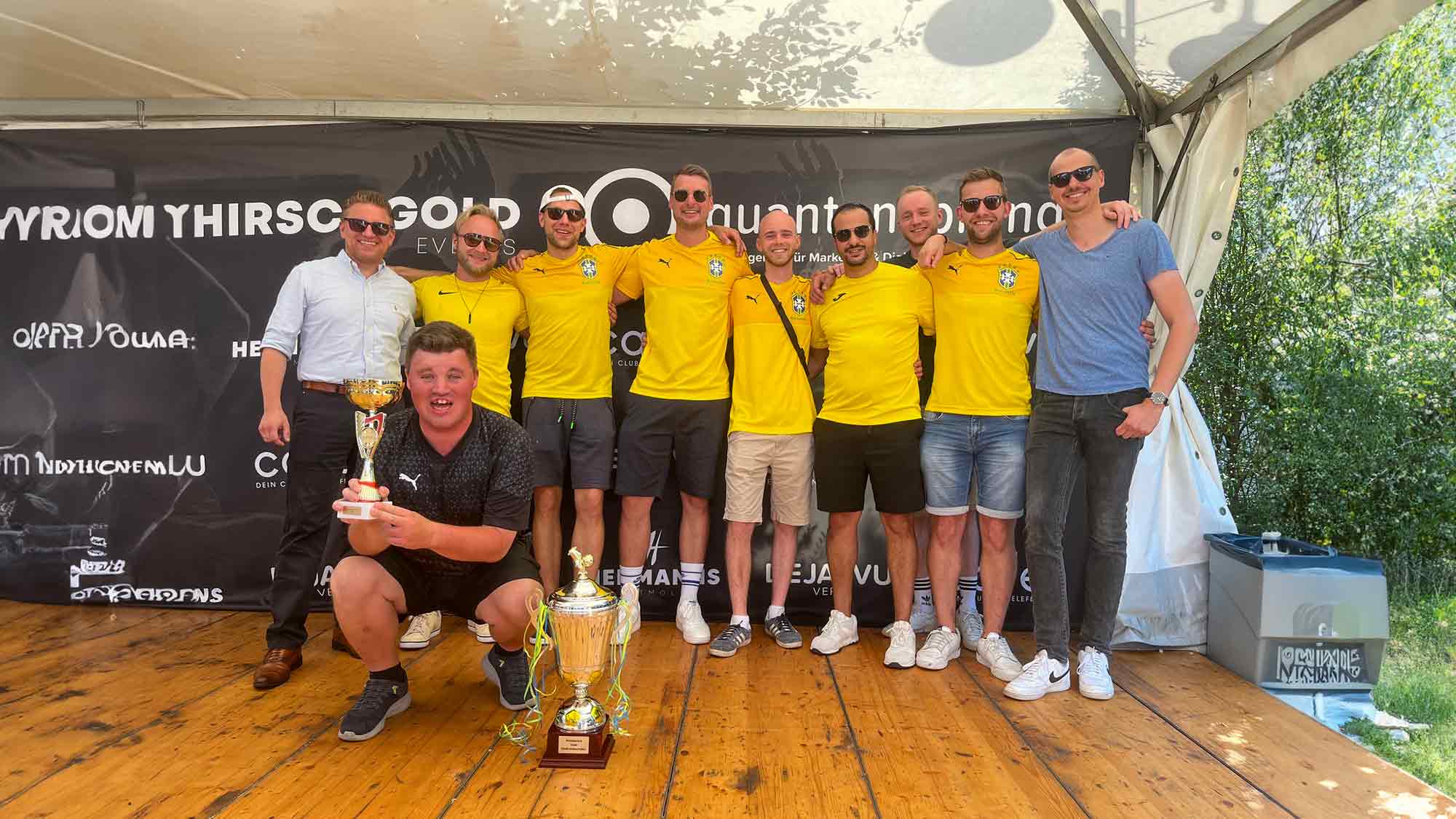 Verl: Bolzplatzbrasilianer gewinnen Stadtmeisterschaft für Hobby Fußballmannschaften