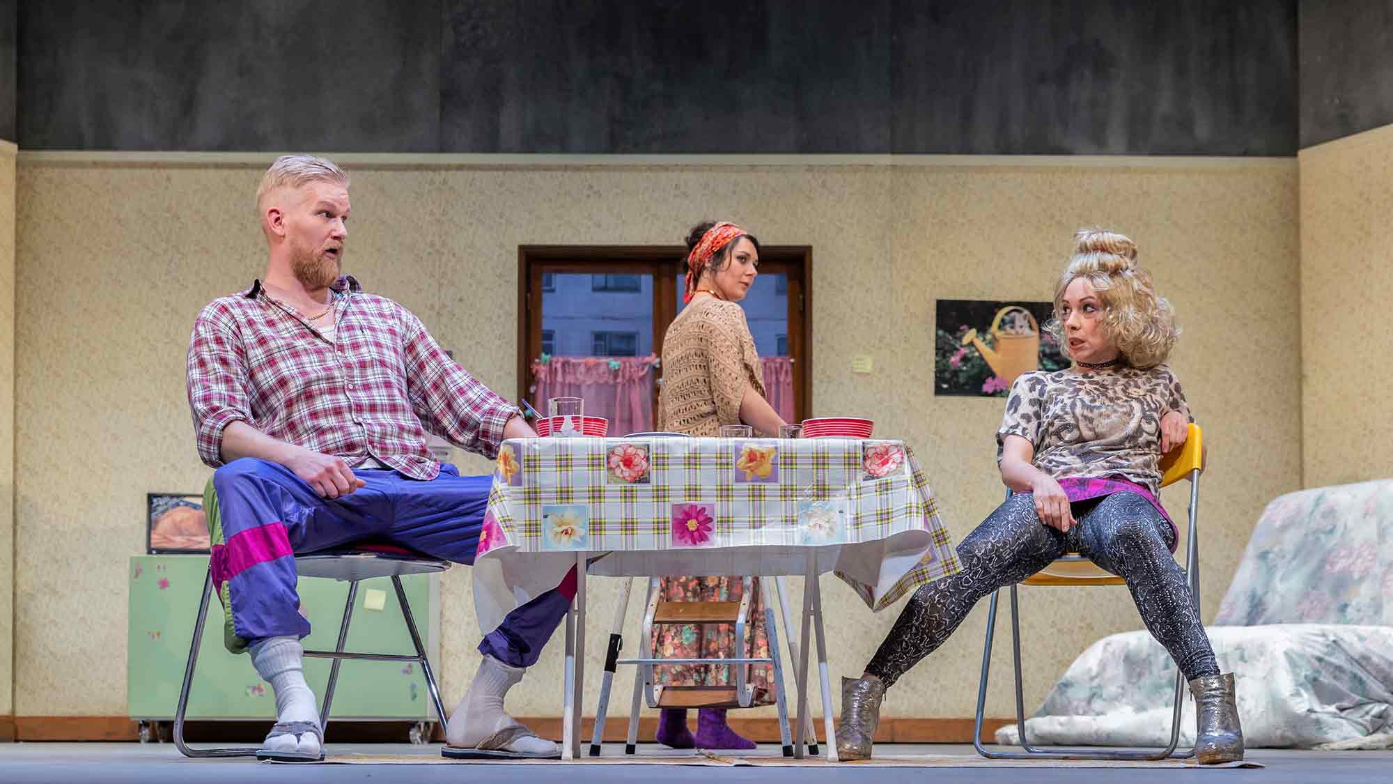Theater Heilbronn: Kilianpreise 2024 für Romy Klötzel, Nils Brück und die Abteilungen Maske und Kostüm Theater Heilbronn: Kilianpreise 2024 für Romy Klötzel, Nils Brück und die Abteilungen Maske und Kostüm