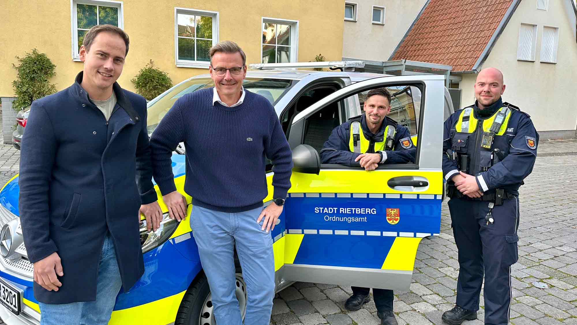 Rietberg: ein eigenes Fahrzeug für den Ordnungsdienst – mehr Platz, mehr Präsenz und mehr Sicherheitsgehfühl Rietberg: ein eigenes Fahrzeug für den Ordnungsdienst – mehr Platz, mehr Präsenz und mehr Sicherheitsgehfühl