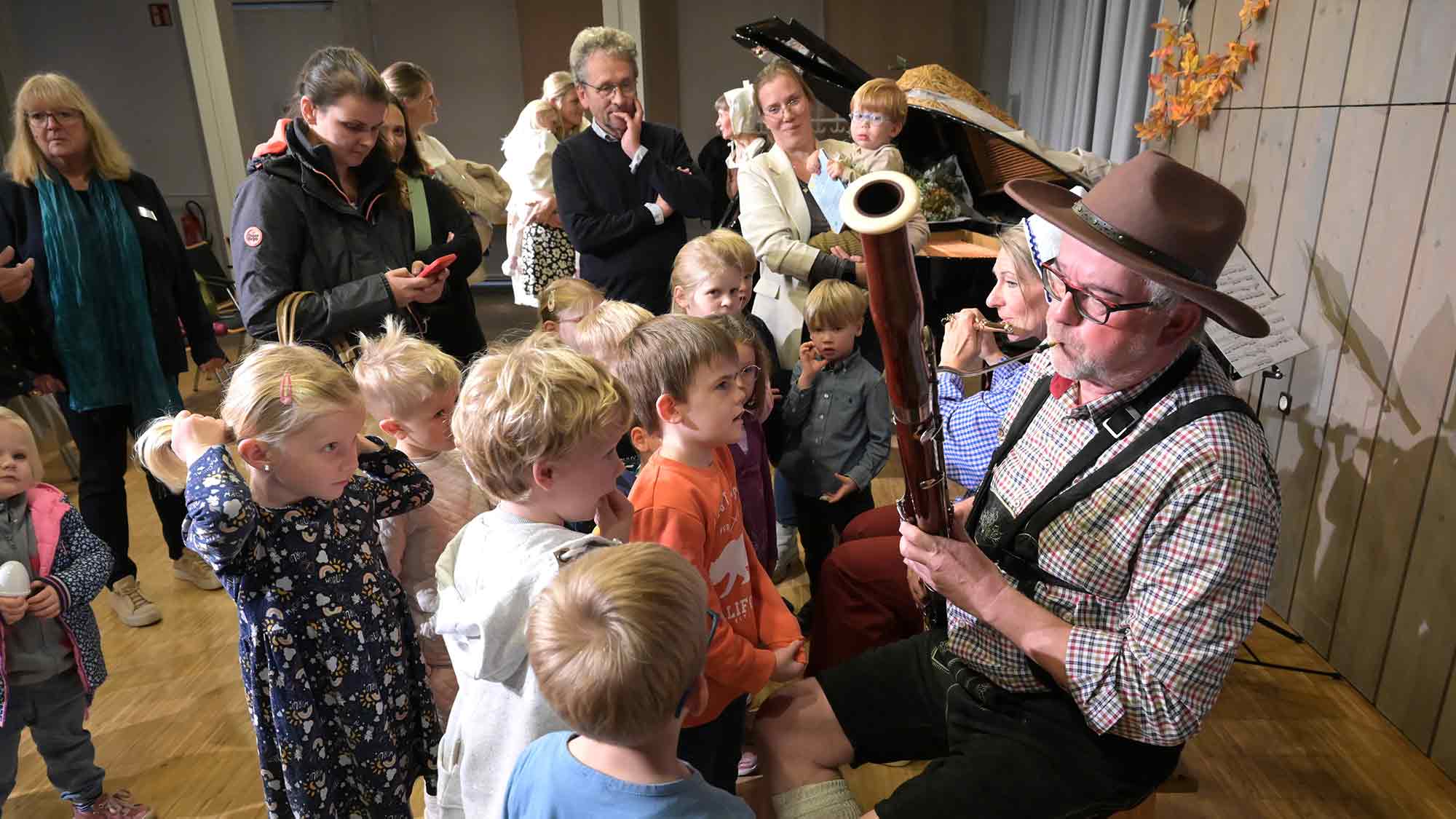 Rheda Wiedenbrück: »Guten Appetit mit allen Sinnen« im Fidolino Kinderkonzert, 27. Oktober 2024 Rheda Wiedenbrück: »Guten Appetit mit allen Sinnen« im Fidolino Kinderkonzert, 27. Oktober 2024
