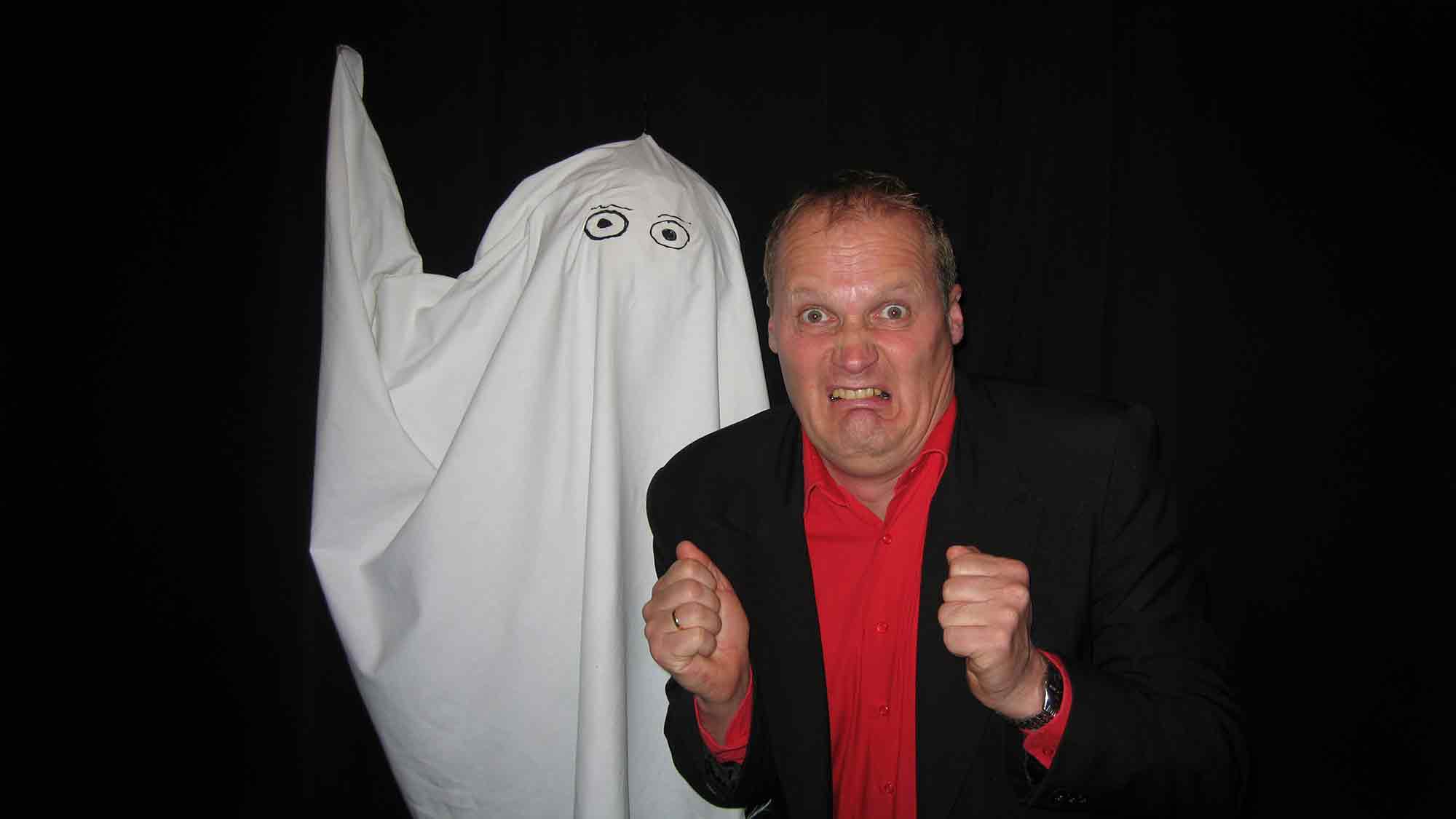 &raquo;Gruseln erwünscht&laquo; in Bad Lippspringe, kostenfreie Halloween Zauber Show am Donnerstag, 31. Oktober 2024, um 17 Uhr