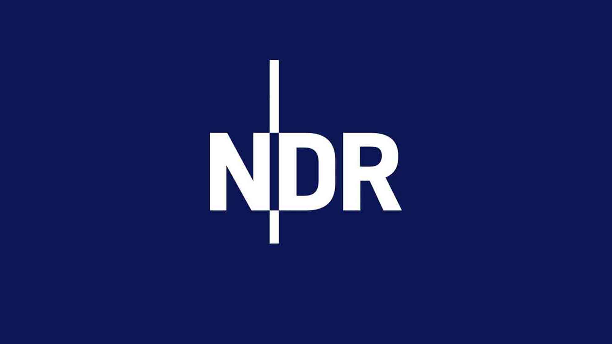 »Robbie darf präsent sein« – »Sportschau« Podcast zum 15. Todestag von Nationaltorwart Robert Enke »Robbie darf präsent sein« – »Sportschau« Podcast zum 15. Todestag von Nationaltorwart Robert Enke