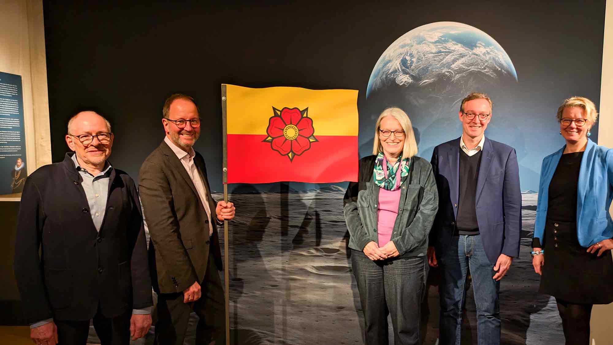 Weserrenaissance Museum Schloss Brake, Lemgo, Sonderausstellung »Alles außer irdisch. Sternstunden der Astronomie«, 10. November 2024 bis 25. Mai 2025 Weserrenaissance Museum Schloss Brake, Lemgo, Sonderausstellung »Alles außer irdisch. Sternstunden der Astronomie«, 10. November 2024 bis 25. Mai 2025
