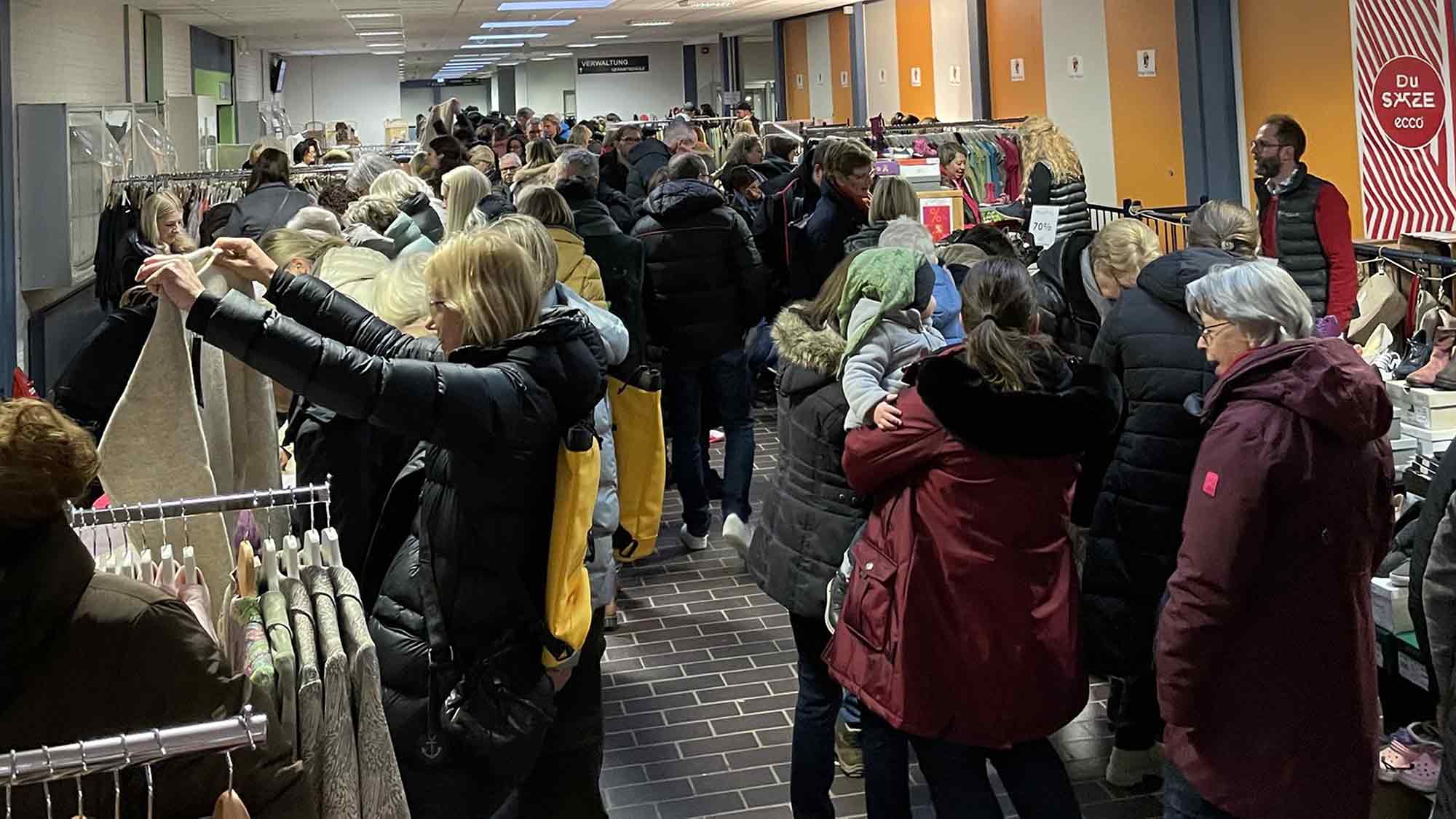 Händler für den Schnäppchen Verkauf gesucht: Shopping Event am Samstag, 18. Januar 2025, in der Cultura Rietberg