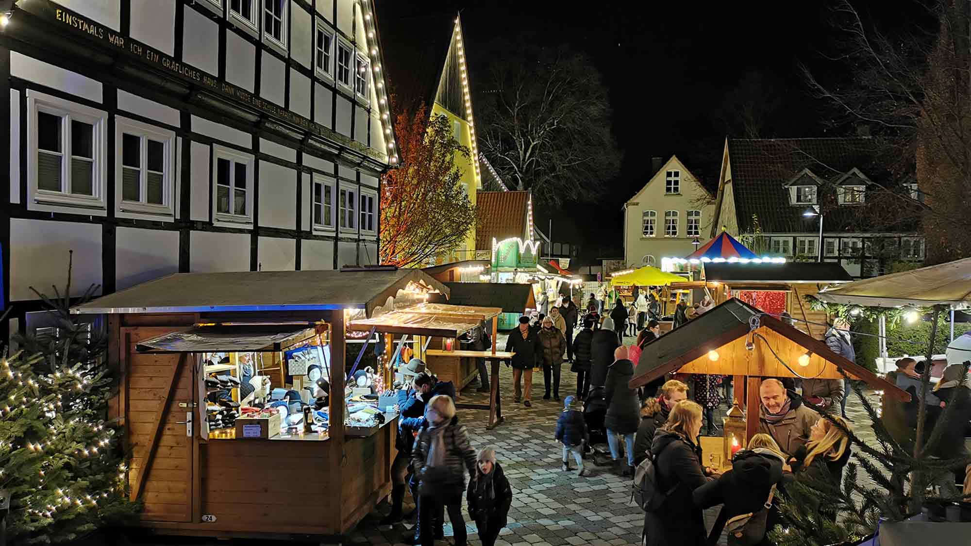 Heimelige Budenstadt öffnet ihre Pforten, Rietberger Adventsmarkt vom 11. bis zum 15. Dezember 2024 Heimelige Budenstadt öffnet ihre Pforten, Rietberger Adventsmarkt vom 11. bis zum 15. Dezember 2024