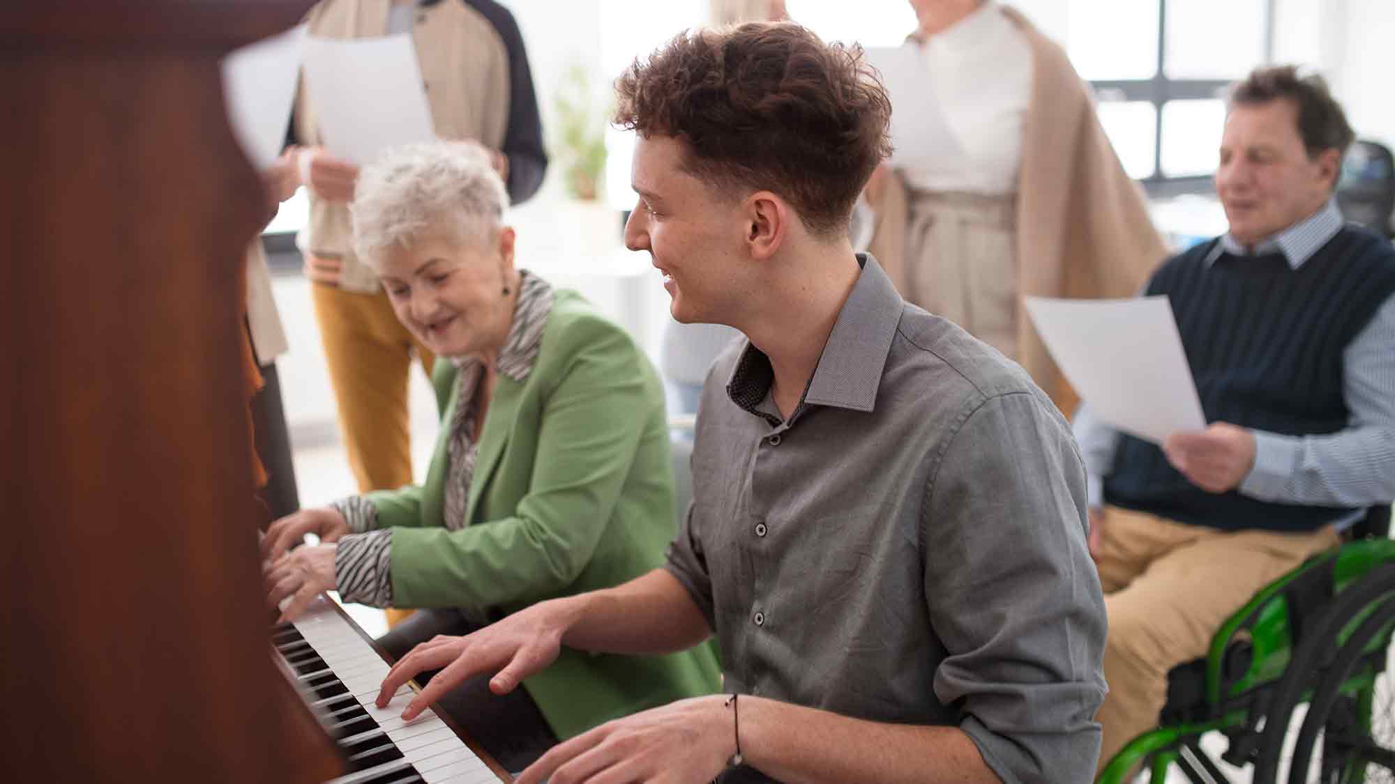 &raquo;Sing mit!&laquo; für Menschen mit und ohne Demenz: Diakonie Gütersloh setzt Musik Veranstaltungsreihe fort